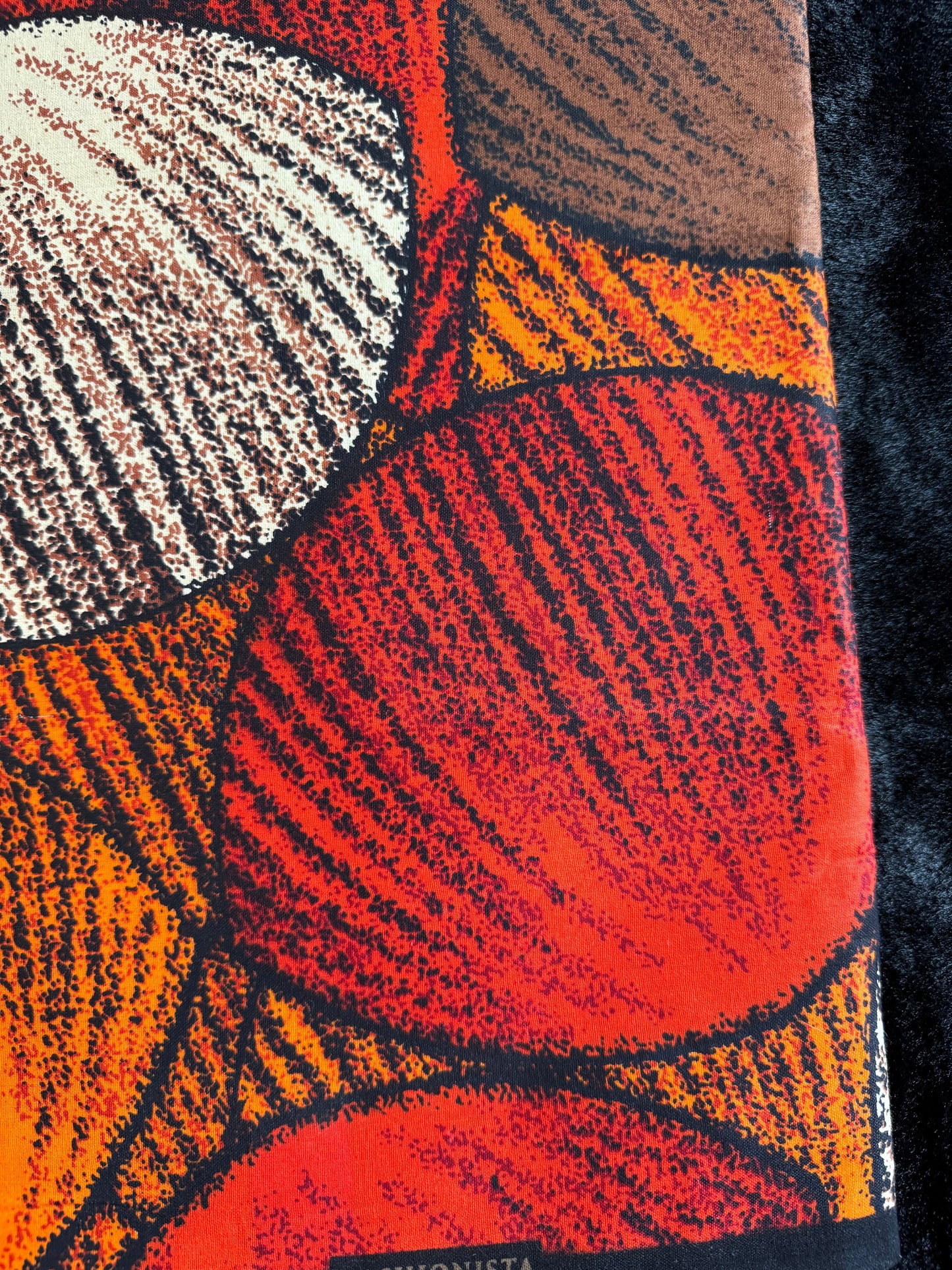Nuga - African Ankara Kitenge Cotton Dressmaking Crafter Fabric Sold by the Yard Multicolored Red/Orange/White Circle Patterned Fabric