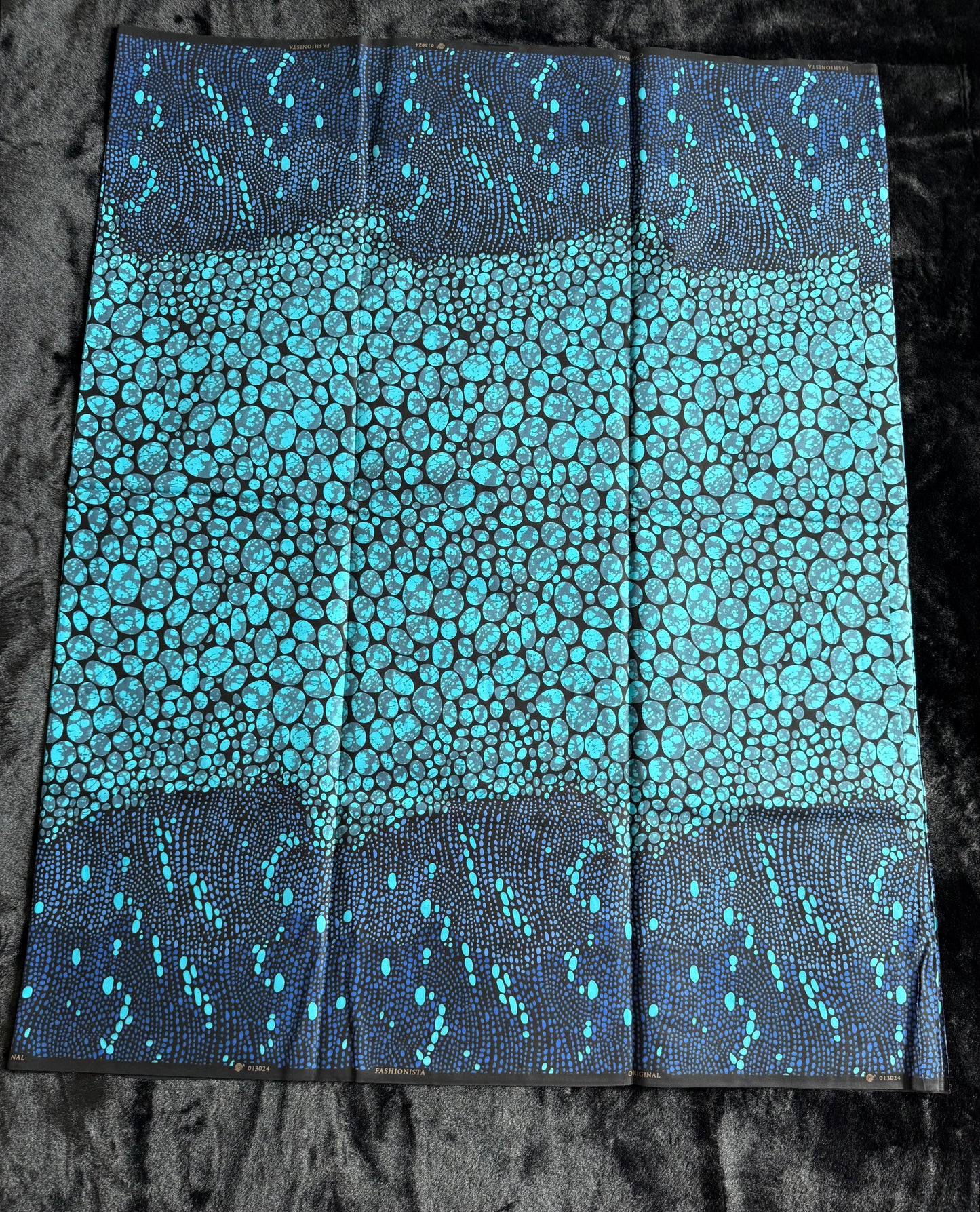 Rale - African Ankara Kitenge Cotton Dressmaking Crafter Fabric Sold by the Yard Multicolored Blue/Light Blue Circle Swirl Patterned Fabric
