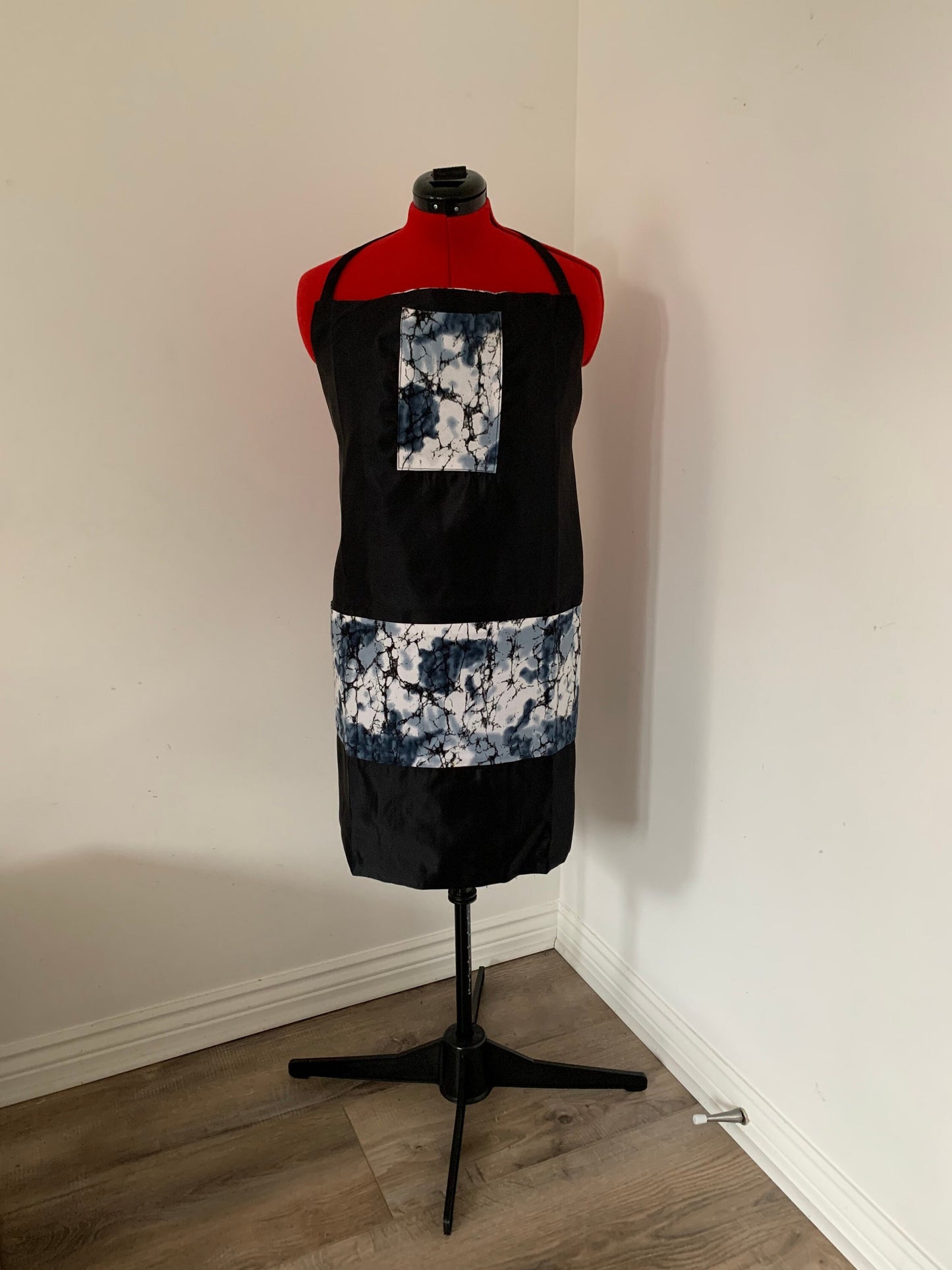 Orisirisi - Adult Unisex African Print-Ankara Reversible Apron with Adjustable Neck/Waist Ties
