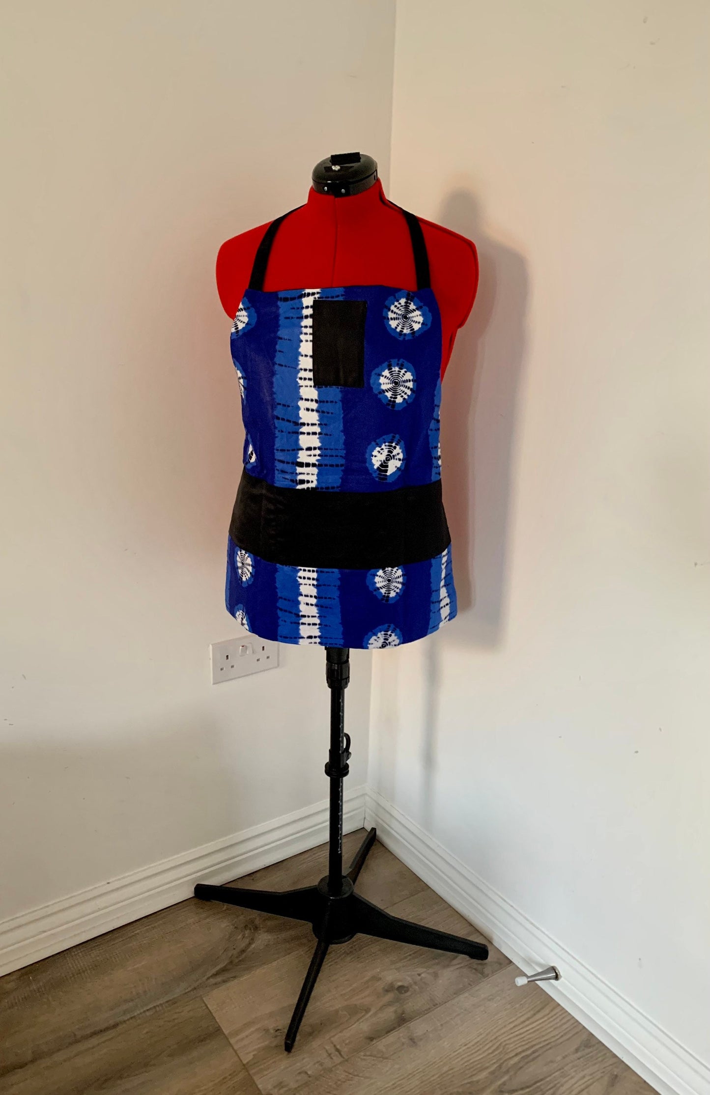 Wura - Kids/Toddler/Children African Print-Ankara Reversible Apron with Adjustable Straps, Pinny, Gift For kids