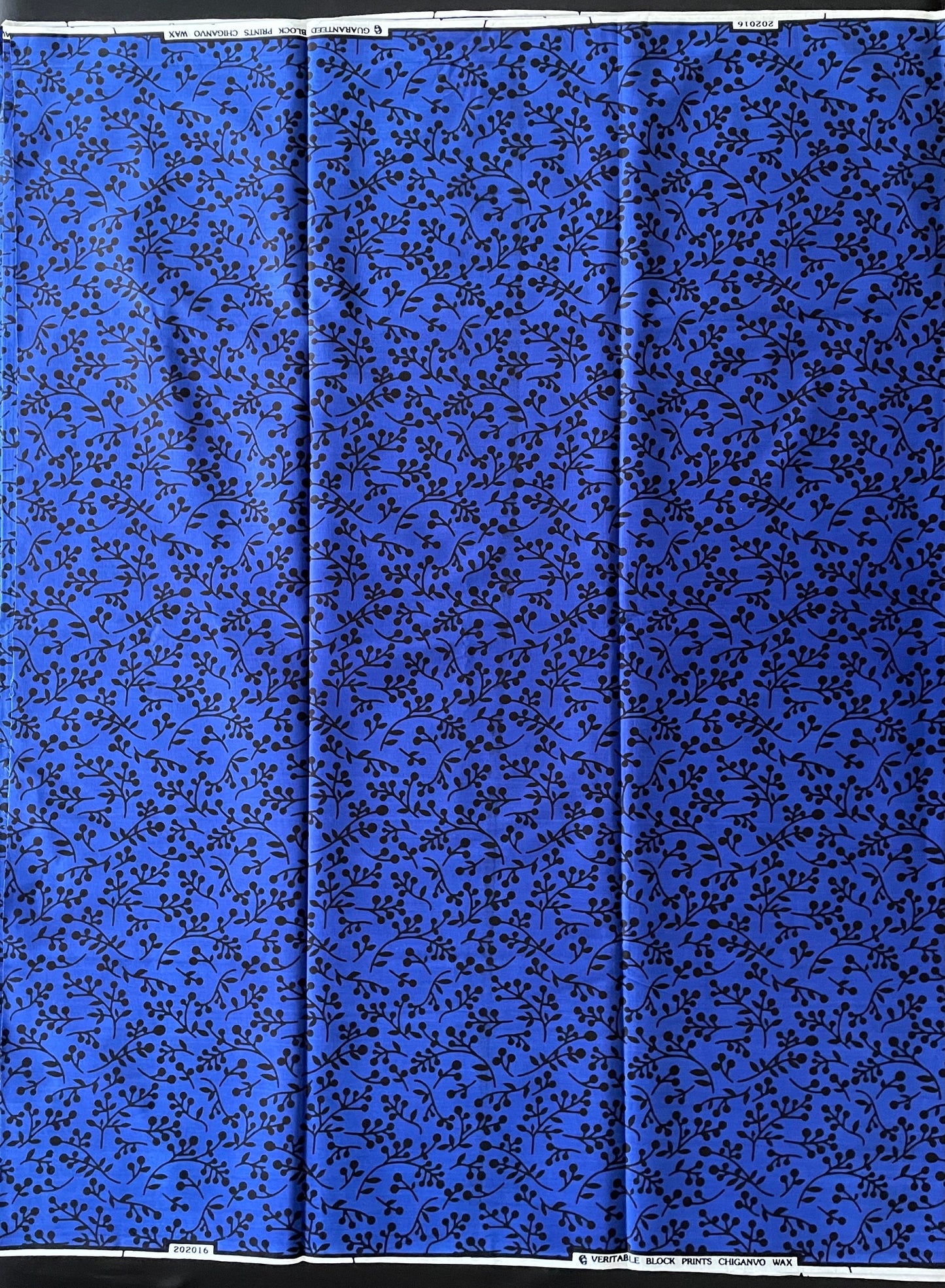 Dele - African Ankara Kitenge Cotton Dressmaking Quilting Crafter Fabric Sold by the Yard Blue/Black Floral Patterned Fabric
